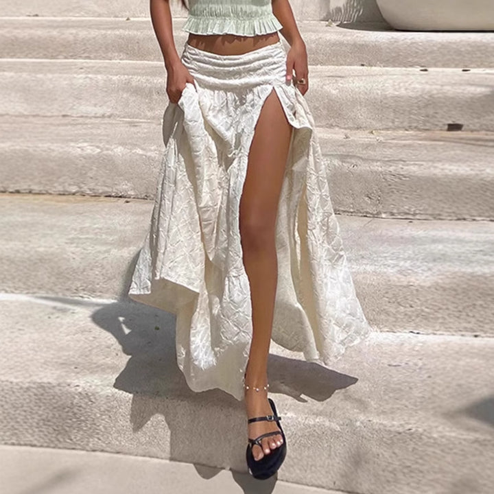 Maxi skirt woman with elaborate embroidery and elastic waist Lune London