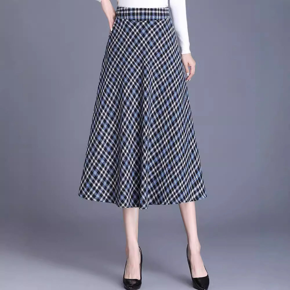 Midi skirt for women with an elegant checked design and fluid cut Lune London