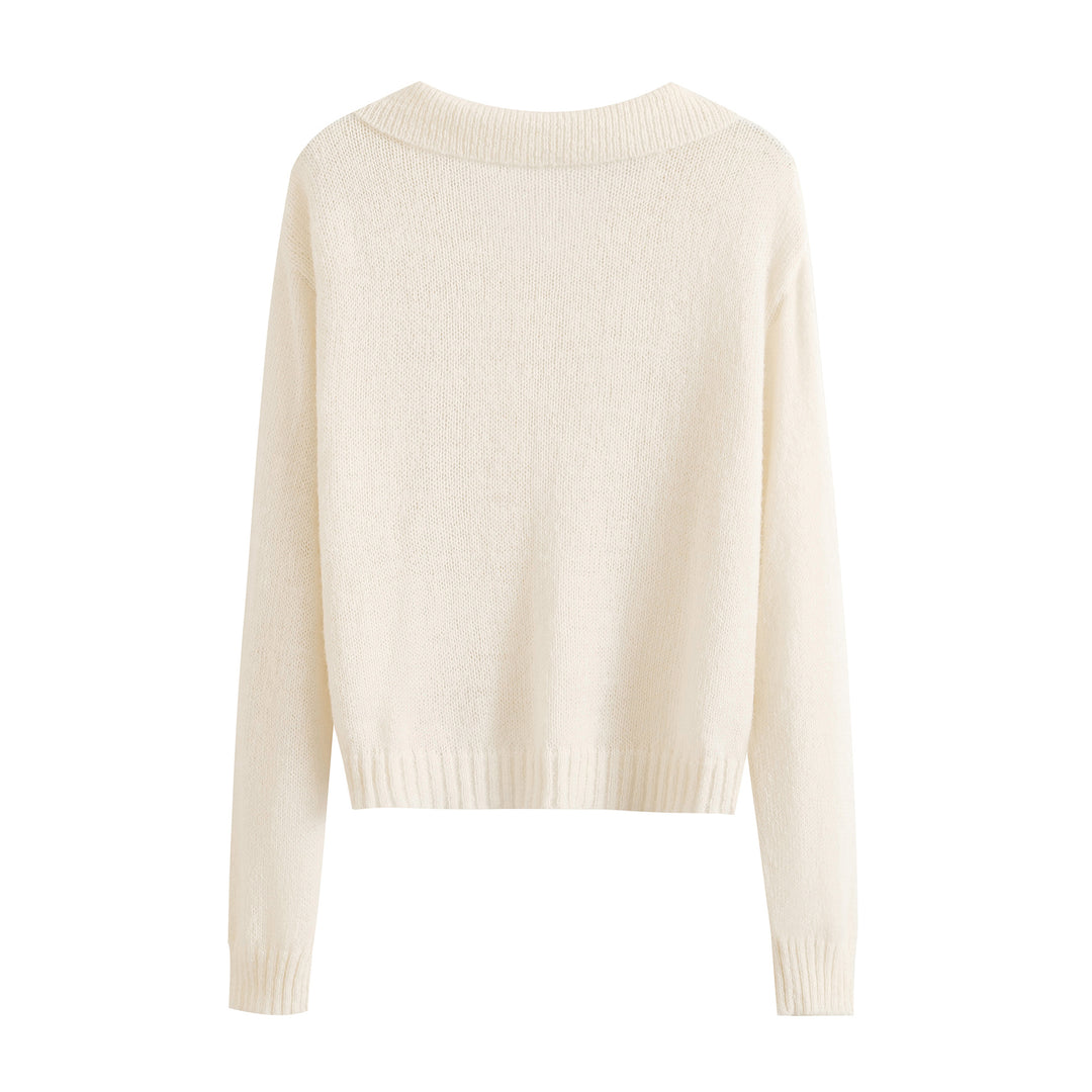 Fashionable knit jacket for women with elegant button placket Lune London