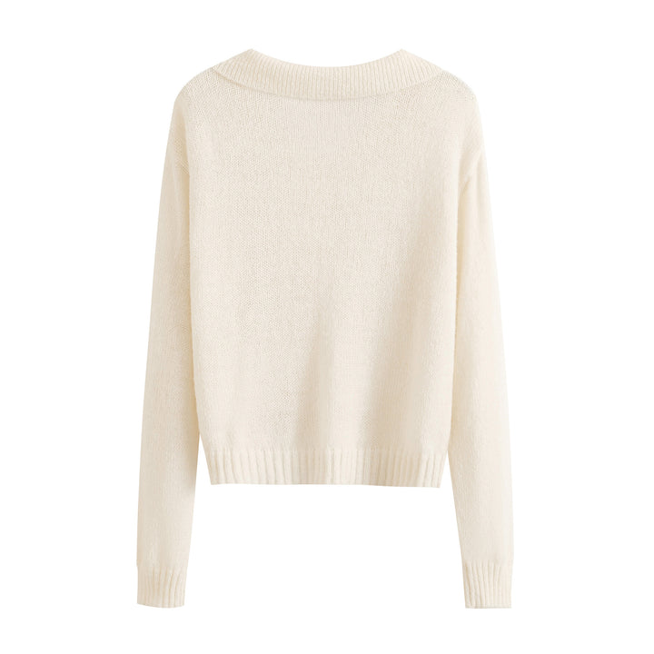 Fashionable knit jacket for women with elegant button placket Lune London