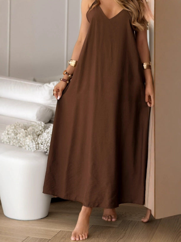 Casual maxi dress for women with deep V-neck and soft material Chic und Stil