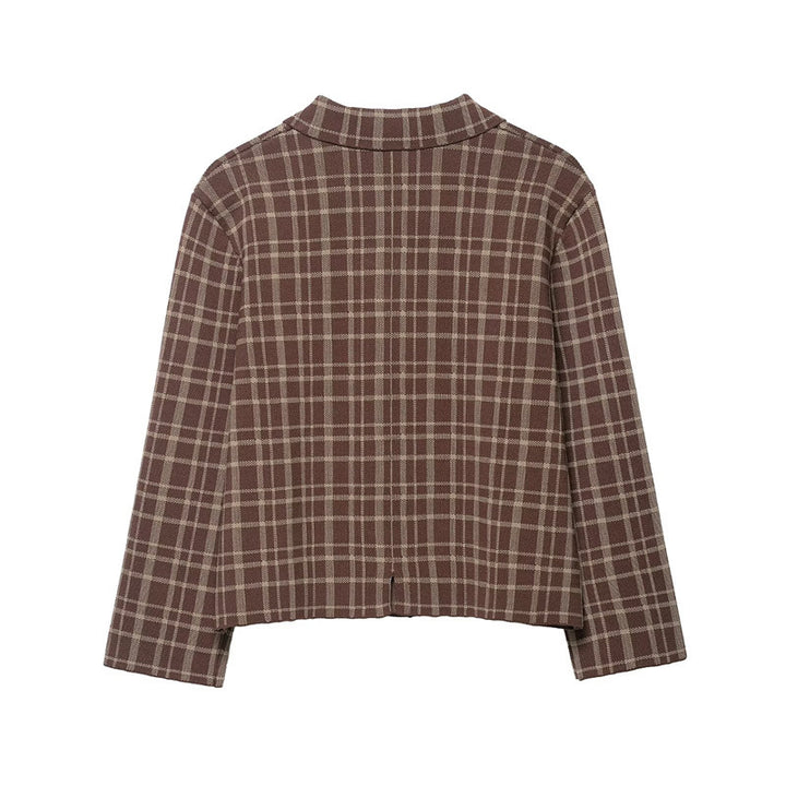 Short checkered jacket for women with large patched pockets and elegant button details Lune London
