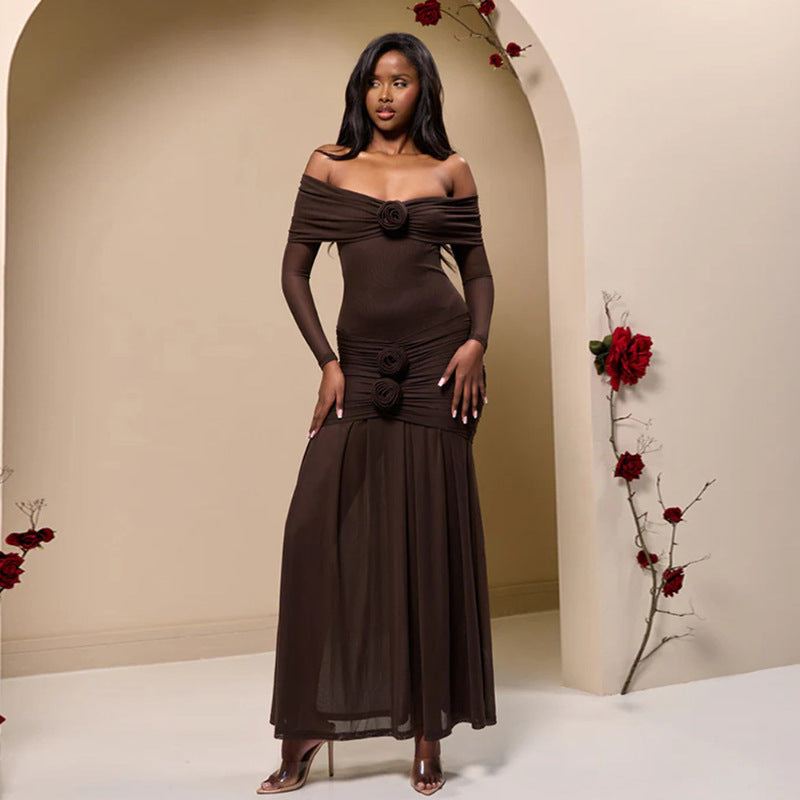 Elegant maxi dress with ruffles for women with an exposed neckline design Lune London