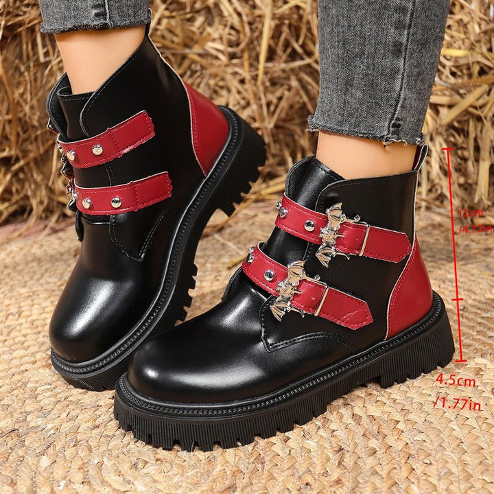 Ladies' boots with trendy buckles and robust profile Lune London