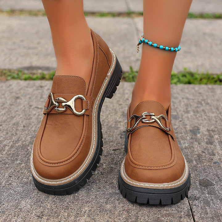 Women Stylish Loafers with trendy gold accent and comfortable profile sole Lune London
