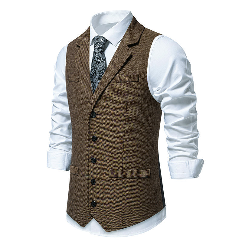 Elegant multipurpose jacket for men in chevron pattern with practical pockets Lune London