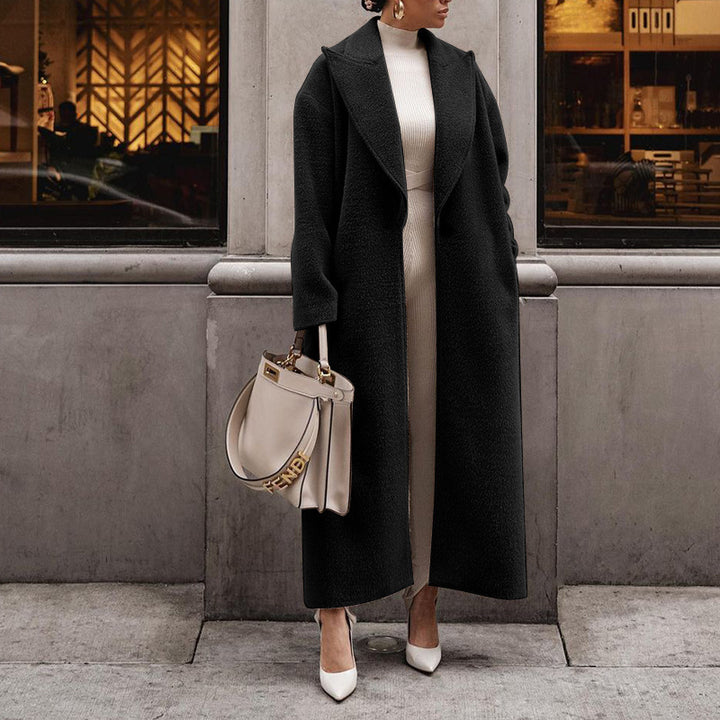 Elegant and warm wool coat for women with a slim fit Lune London