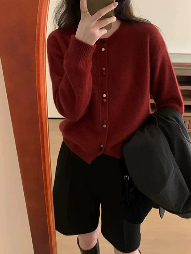 Knitted jacket for women with decorative button accents and soft material Lune London