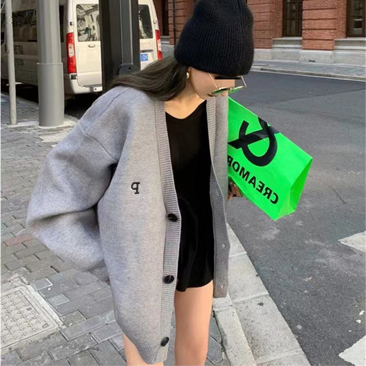 Blazer tricoté oversize pour femmes avec une coupe tendance et un motif de tricot fin Chic & Stil