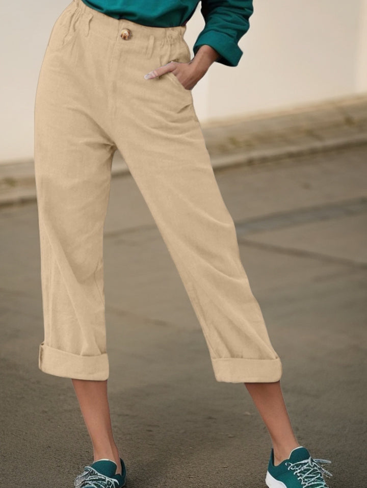 Elegant linen pants for women with wide legs and turned-up hem Lune London