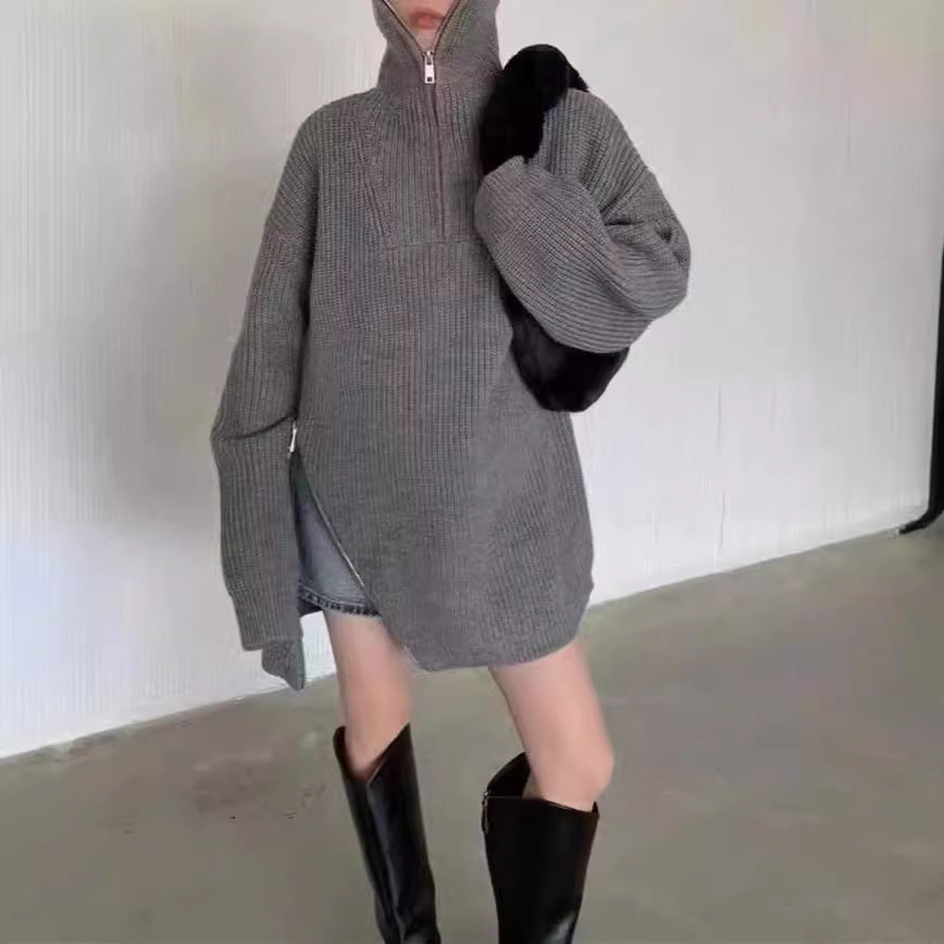 Pull en tricot décontracté pour femmes avec un col montant et une fermeture éclair sur le côté Chic & Stil