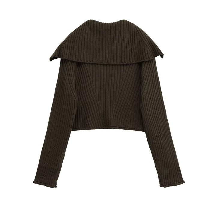 Cropped knitted jacket for women with large collar and button closure Lune London