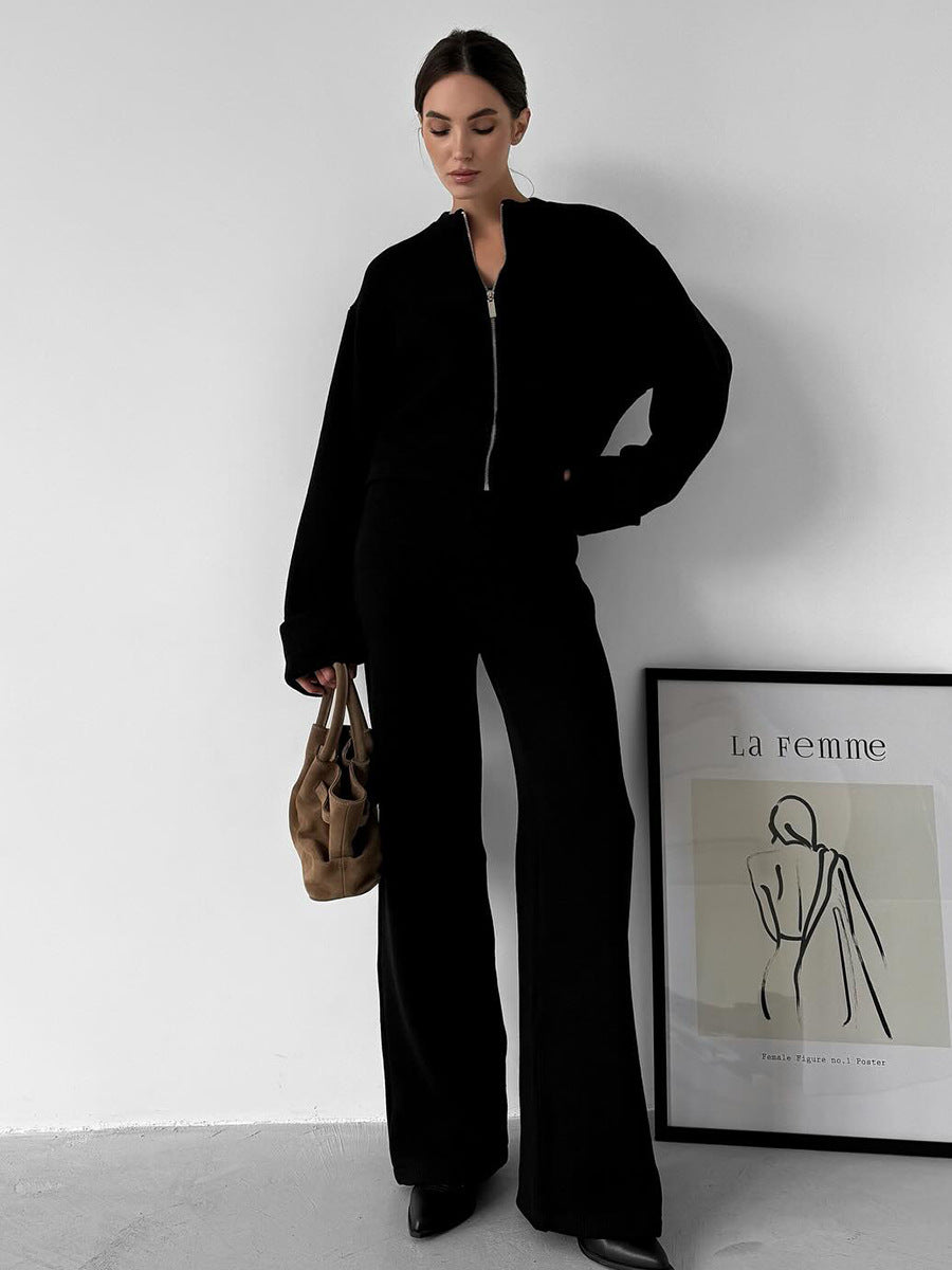Fashionable and comfortable knitted set for women with a loose fit Lune London