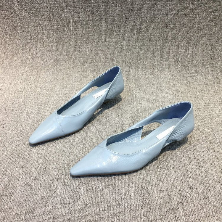 Women Refined Lace Ballet Flats with Smooth Leather Surface Lune London