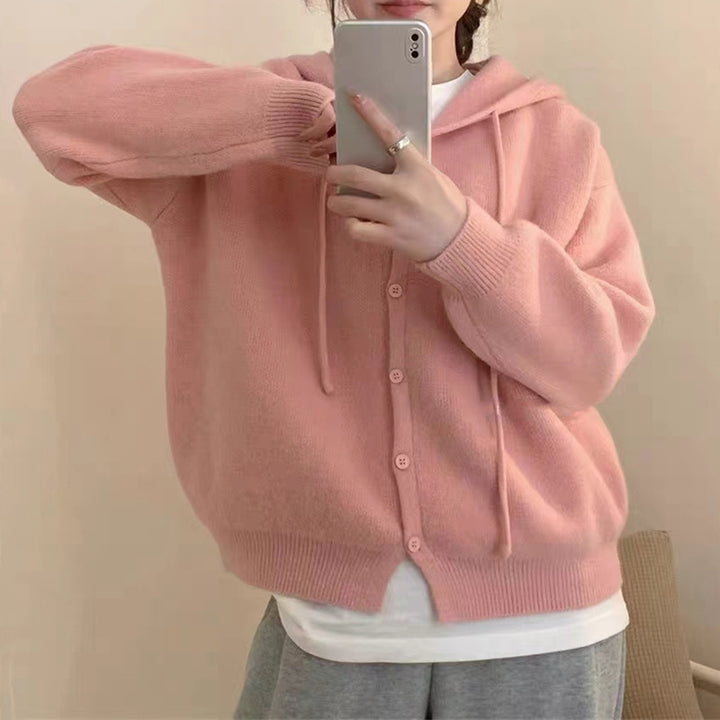 Cardigan pour femmes confortable avec capuche et fermeture à boutons Chic & Stil