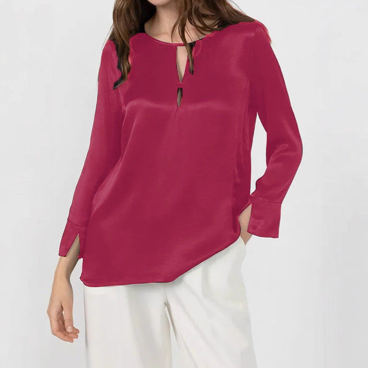 Ladies Elegant blouse with an innovative opening design and a cozy material Lune London