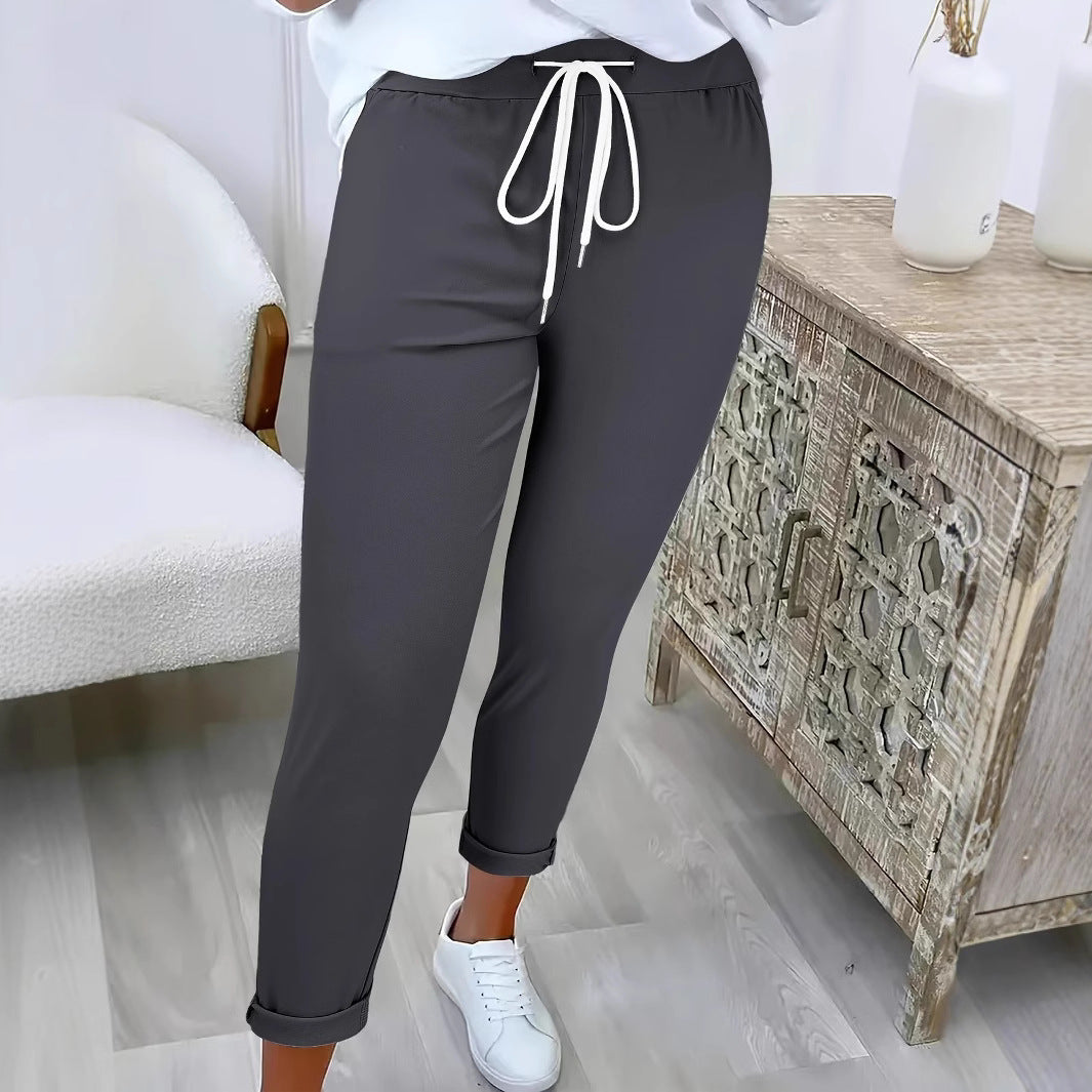 Comfortable leisure pants for women with adjustable waistband and relaxed fit Lune London