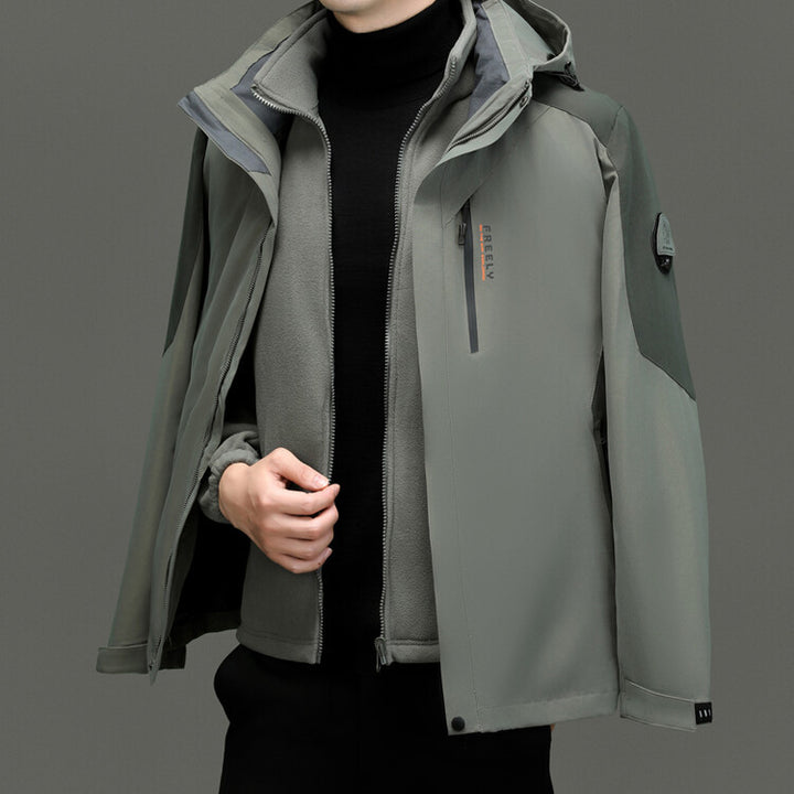 Functional jacket for men with innovative water-repellent properties Lune London