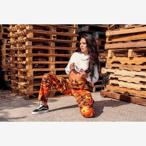 Men's cargo pants with modern camouflage design Lune London