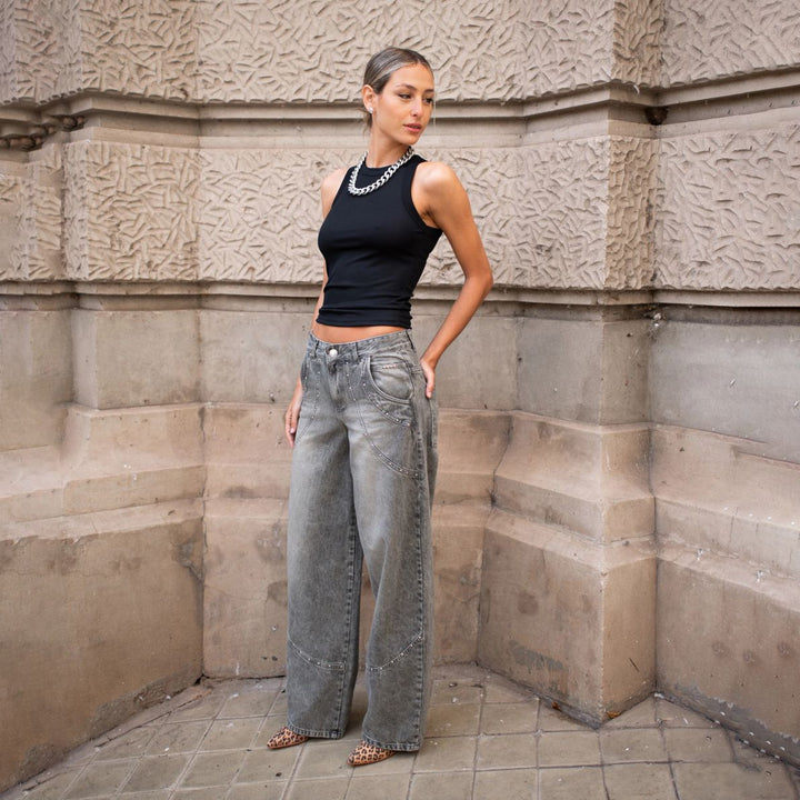 Ladies loose denim pants with jewelry details Lune London