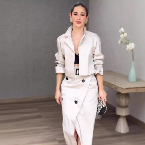 Chic and stylish ladies' jacket and skirt set
