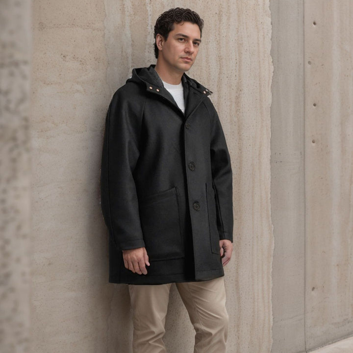 Practical and stylish softshell jacket for men with hood Lune London