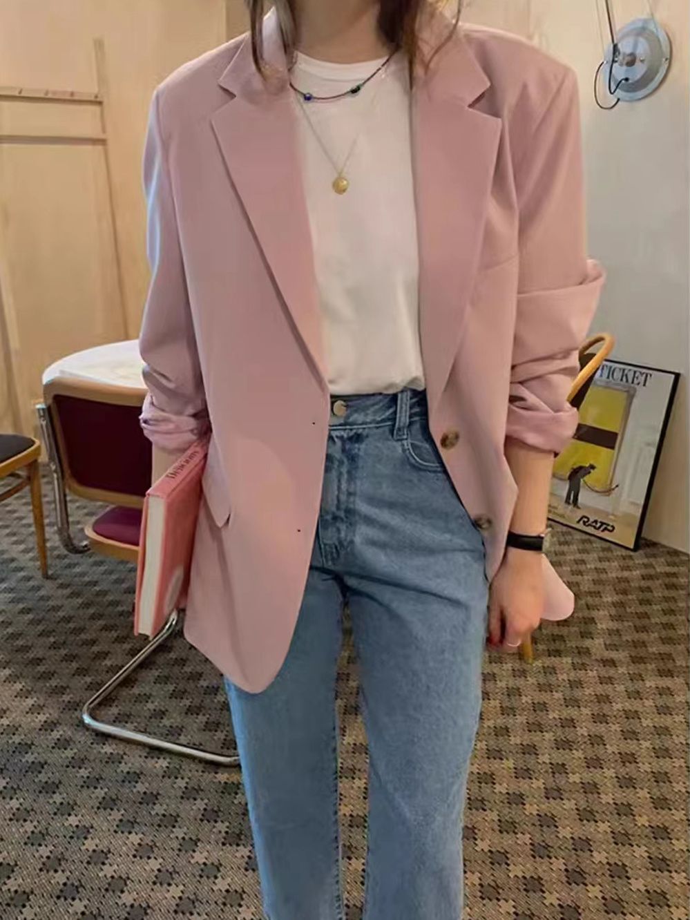 Blazer surdimensionné élégant pour femmes avec coupe décontractée et détails fins Chic & Stil