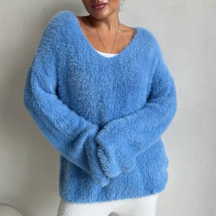 Ladies Soft V-neck Pullover in High-Quality Material Lune London
