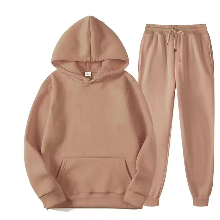 Women comfortable tracksuit set with kangaroo pocket and practical cuffs Lune London