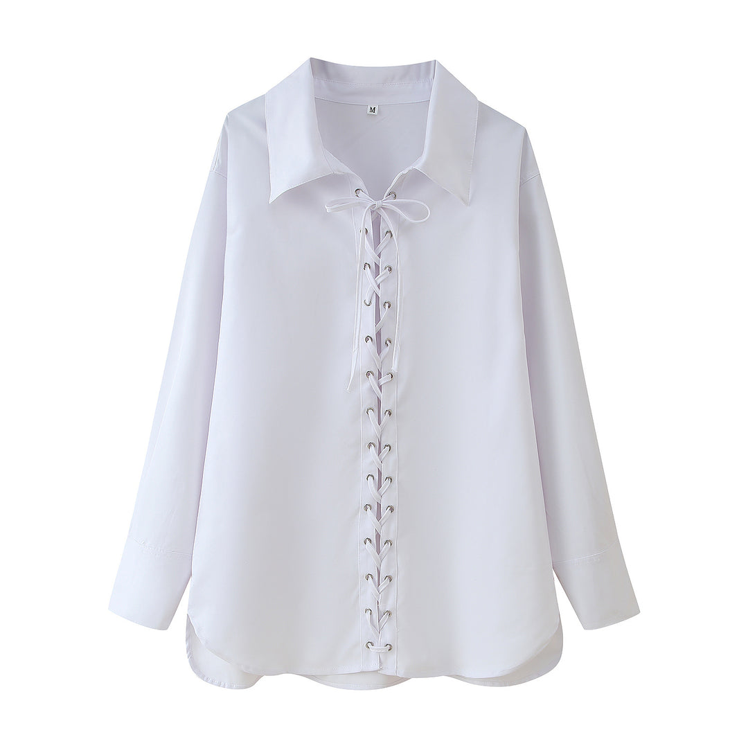 Women's blouse with ruffle design and elegant lace Lune London