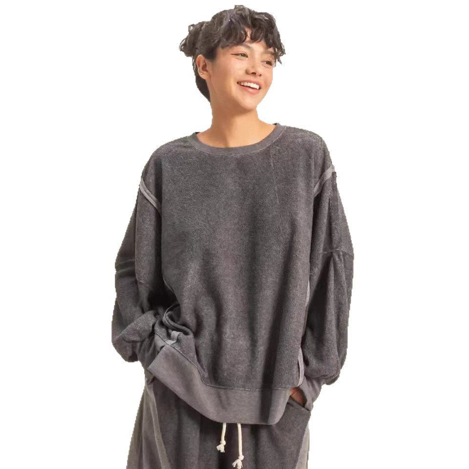 Ladies oversized comfortable and stylish sweater with a loose fit Lune London