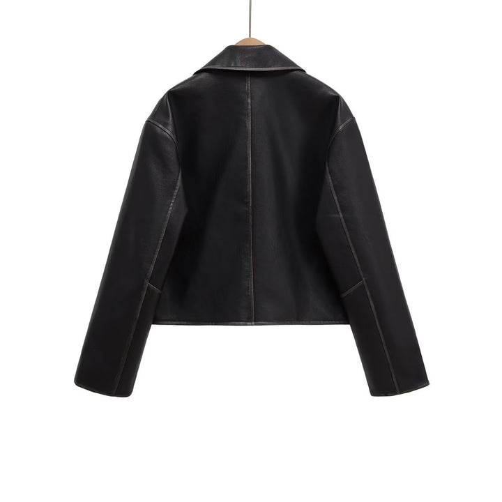 Cropped leather jacket for women with practical pockets Lune London