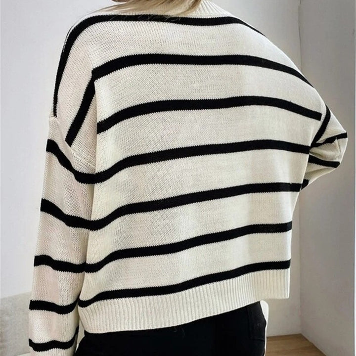 Casual knitted sweater for women with captivating striped patterns Lune London