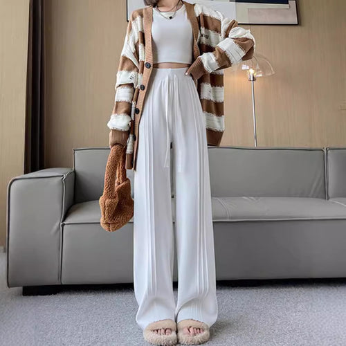 Ladies fluffy knit cardigan with wide sleeves and a wide collar Lune London