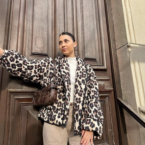 Casual leopard print jacket for women with a practical cut and large pockets Lune London