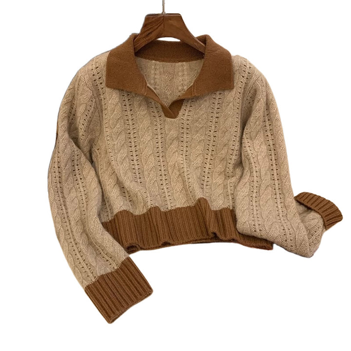 Stylish knitted sweater for women with a distinctive ribbed pattern and polo collar Lune London