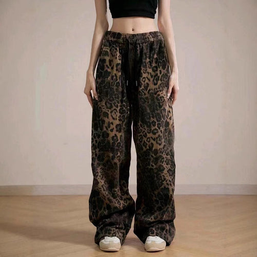 Casual palazzo pants for women with trendy leopard print and high waist Lune London