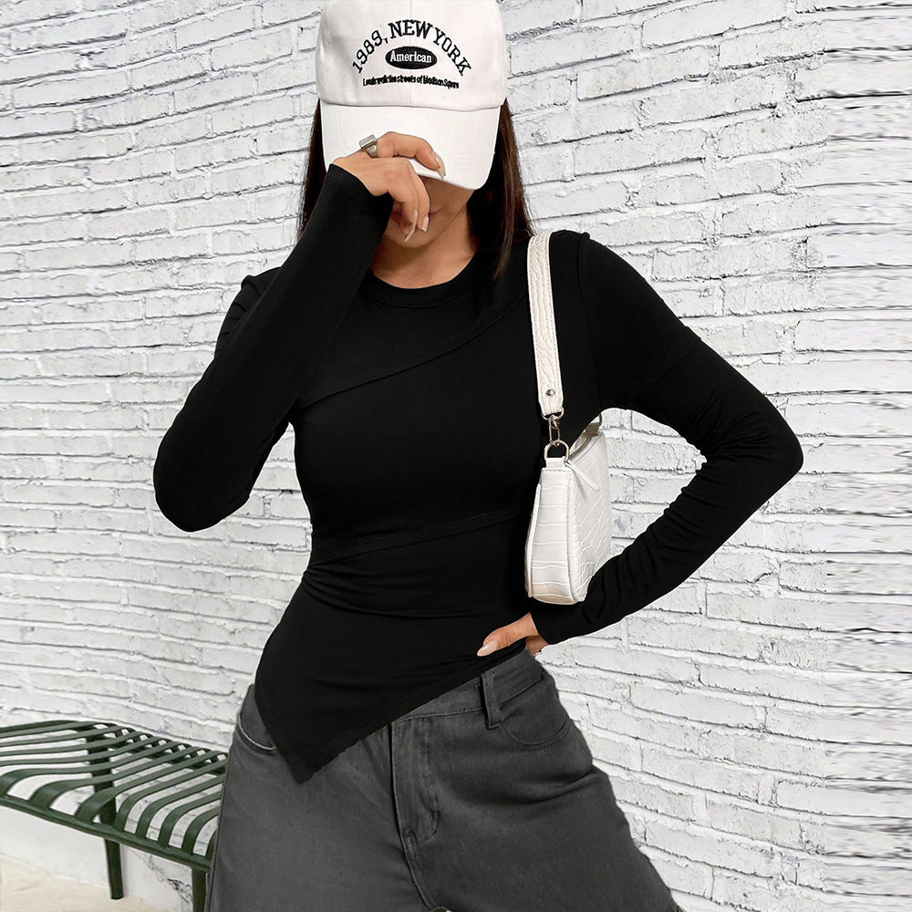 Chemise à manches longues ajustée pour femmes avec un design asymétrique et une coupe à la mode Chic & Stil