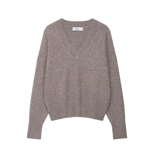 Sweater women with V-neck and fine knit Lune London