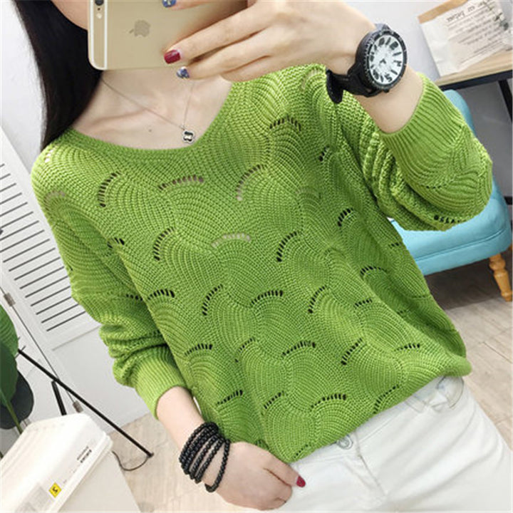 Casual women's sweater with open hole pattern and soft touch Lune London