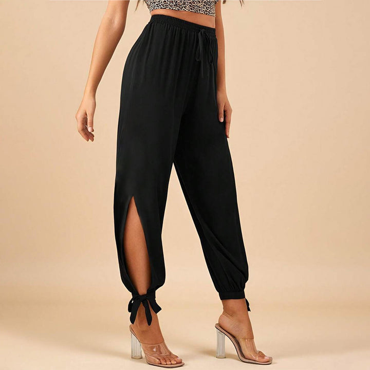 Pantalons élégants pour femmes avec fentes latérales et cordon de serrage Chic & Stil