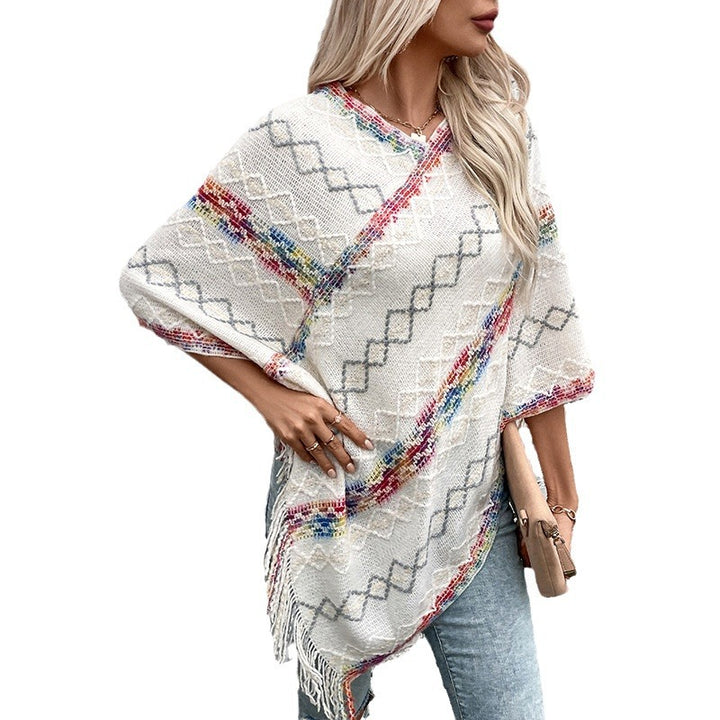 Elegant oversized sweater for women with fringe hem and unique pattern Lune London