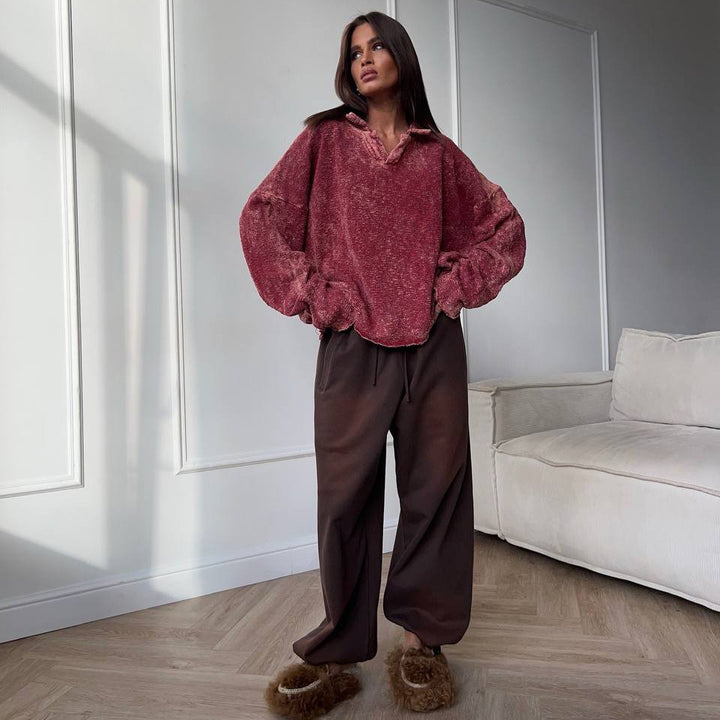 Casual oversized sweater for women with ruffled hem and V-neck Lune London