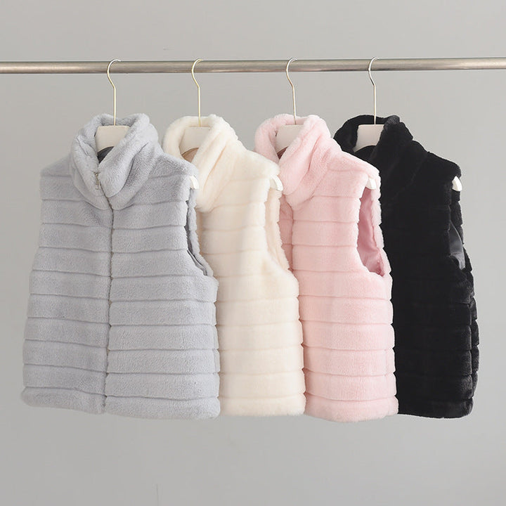 Ladies Stylish Quilted Vest Made Of Faux Fur with High Collar Lune London