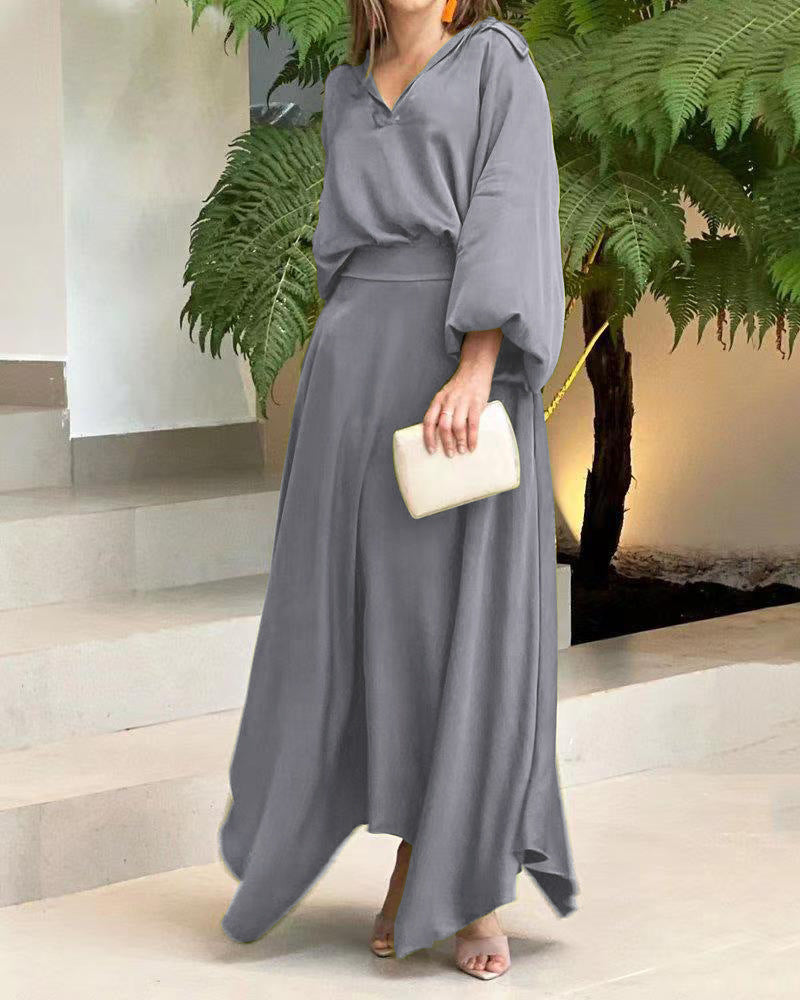 Elegant maxi dress for women with a flowy cut and high-quality V-neck Lune London