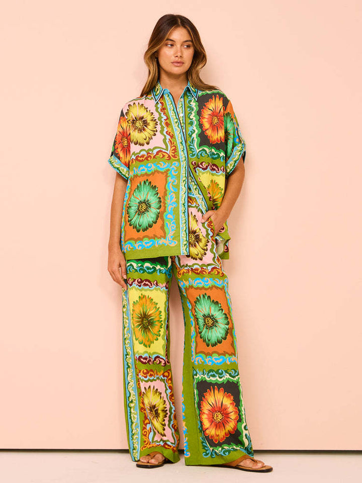 Chic & Stil colorful patchwork style two-piece outfit for ladies