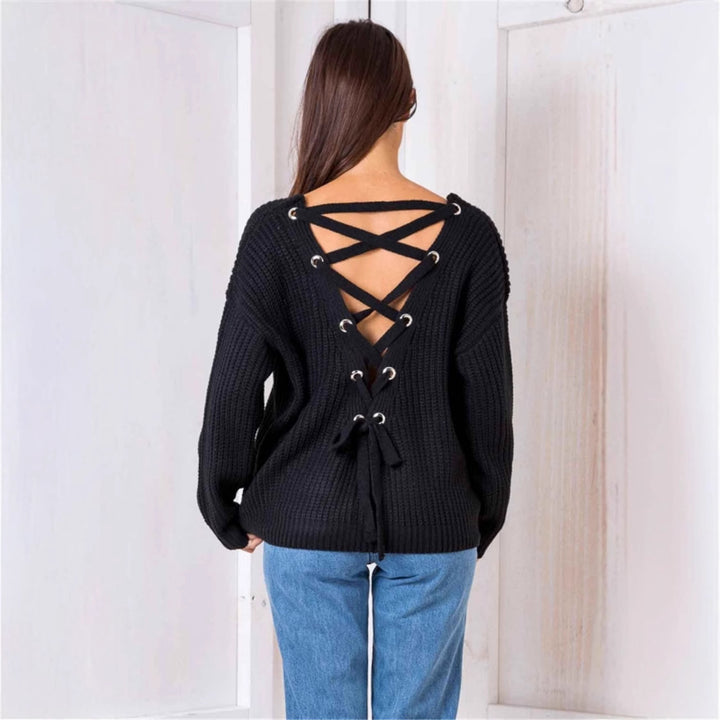 Women's knitted sweater with decorative neckline at the back and lace Lune London