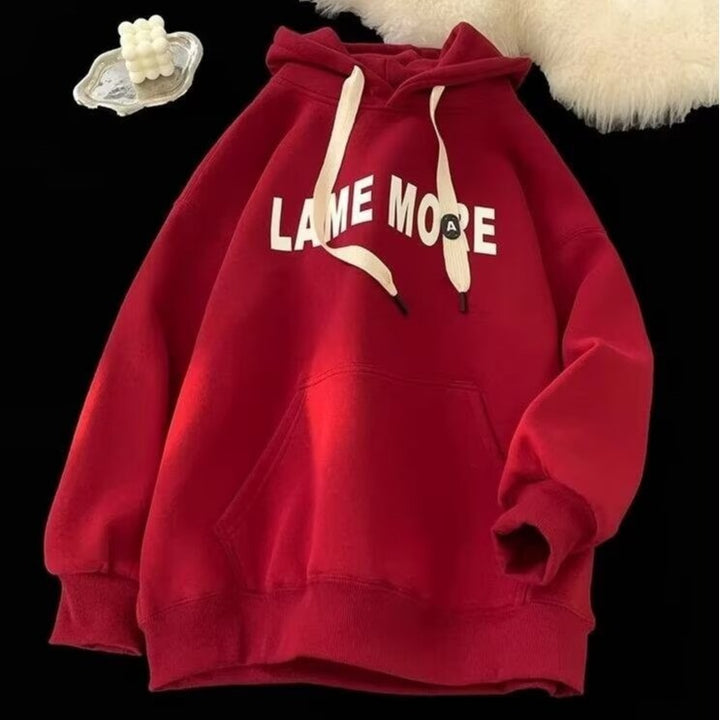 Women's hoodie with modern lettering and exclusive design Chic & Stil