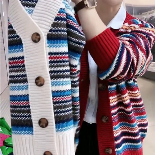Cardigan pour femmes avec un design de rayures polyvalent Chic & Stil