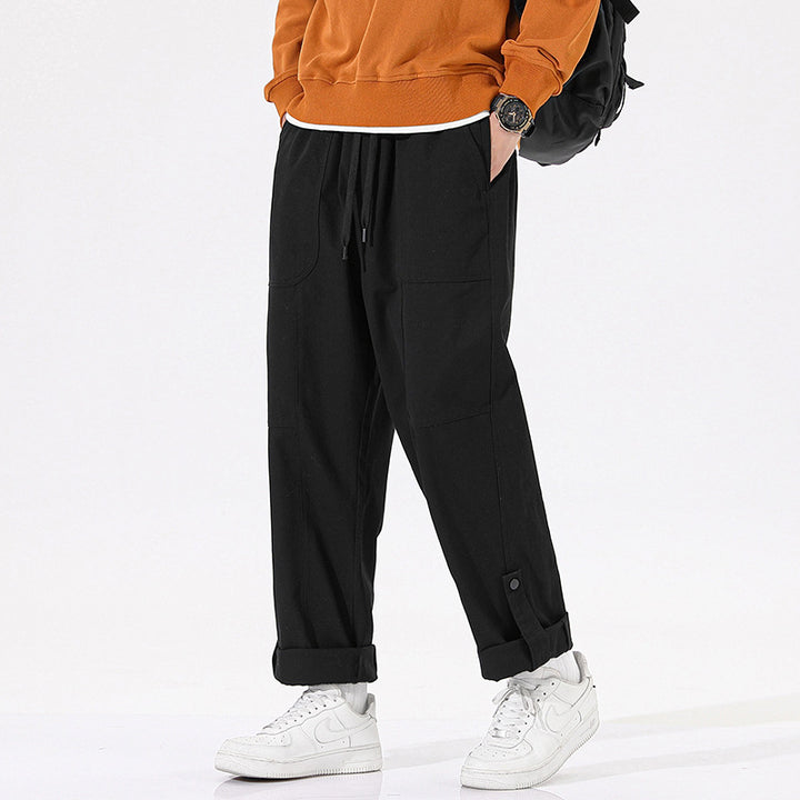 Men's cargo pants with practical side pockets and relaxed fit Lune London
